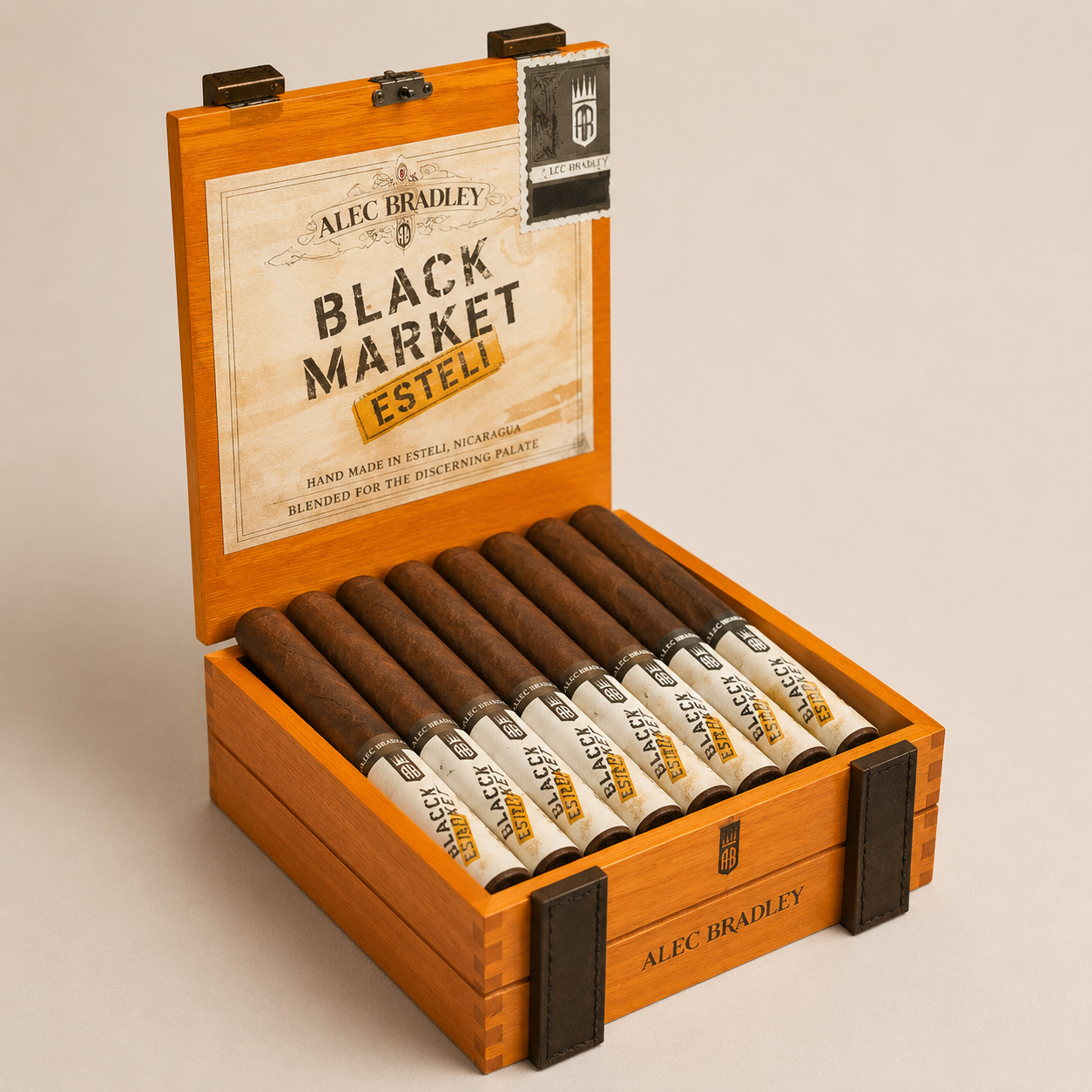 Alec Bradley Black Market Esteli Churchill